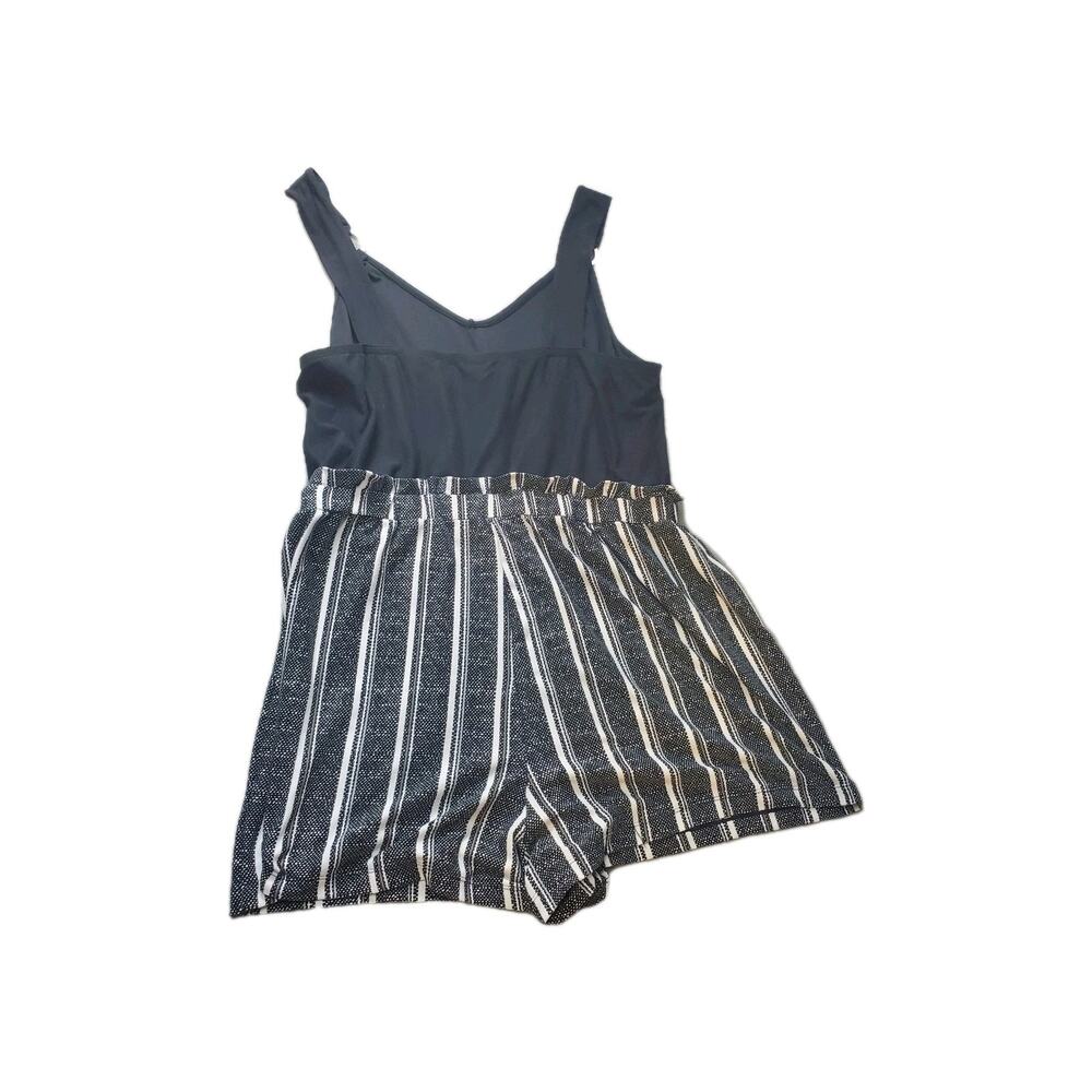 No Boundaries Shorts Women's Large 11-13 Black & White Easy Pull-Up Silver Rings - Picture 9 of 12